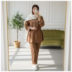 ست بلوز و شلوار مخمل کبریتی نسکافه ای